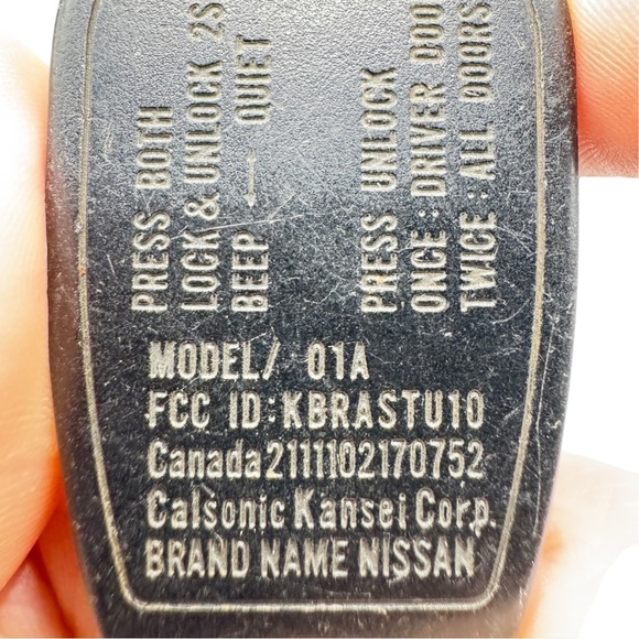🔑 Nissan Frontier Key Fob Remote FCC ID KBRASUT10 - Picture 4 of 9